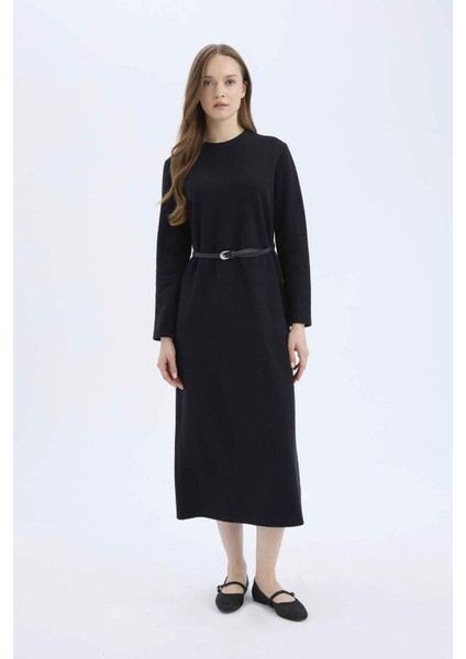 Regular Fit Bisiklet Yaka Uzun Kollu Kemerli Selanik Kumaş Maxi Elbise E5790AX25SP