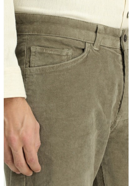 Regular Fit Likralı Kadife Pantolon fırsatları