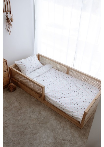 Montessori Nevresim Takımı (100X200) | Red Hearts