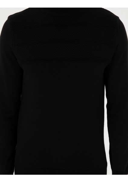 Erkek Siyah Slim Fit Yarım Balıkçı Yaka Triko Kazak 50300625-VR046