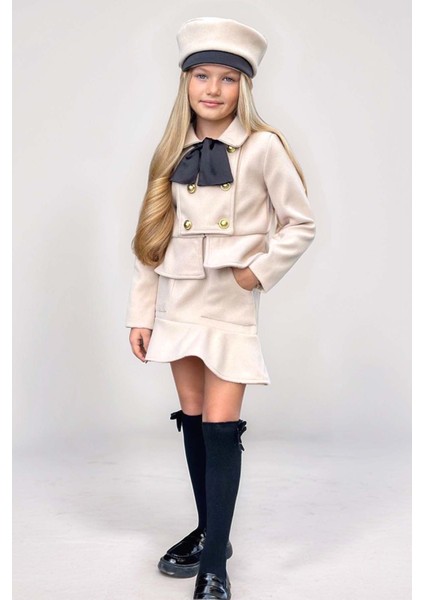 Kız Çocuk Asimetrik Kesim ve Düğme Detaylı Ceket Eteği Fırfır Detaylı Krem Kaşe Etekli Takım