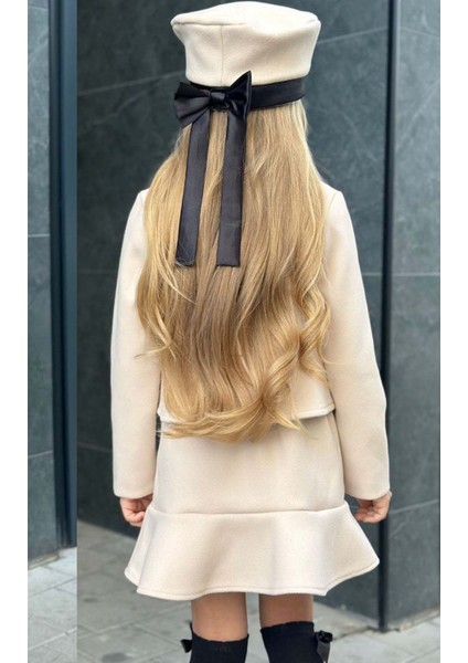 Kız Çocuk Asimetrik Kesim ve Düğme Detaylı Ceket Eteği Fırfır Detaylı Krem Kaşe Etekli Takım indirimleri