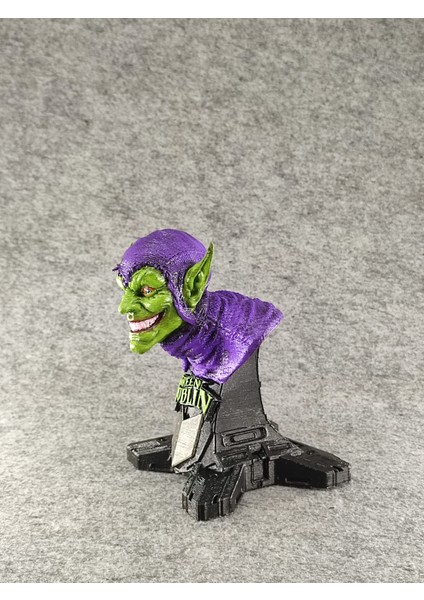 Ultimate Green Goblin Figürü 15 cm - Marvel