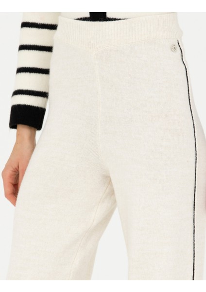 Kadın Ekru Loose Fit Triko Pantolon 50278173-VR019
