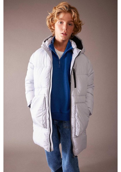 Erkek Çocuk Su Geçirmez Reflektör Baskılı Kapüşonlu Polar Astarlı Uzun Mont Kaban A2729A823WN modelleri