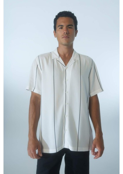 Regular Fit Apaş Yaka Baskılı Viskon Kısa Kollu Gömlek X4729AZ23SM