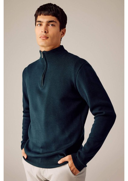 Standart Fit Normal Kesim Dik Yaka Fermuarlı Basic Düz Triko Kazak A5184AX23WN