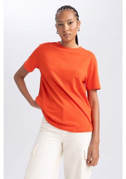 Kadın Kırmızı Regular Fit Düz Kesim Bisiklet Yaka Düz Basic %100 Pamuk Kısa Kollu Tişört B0642AXNS