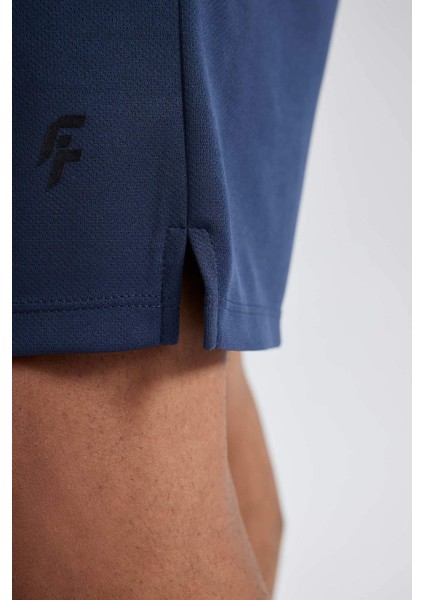 Fit Slim Fit Dar Kesim Sporcu Standart Paça Şort V3030AZ23AU fırsatları