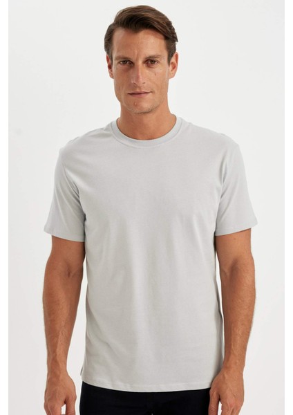 New Regular Fit Bisiklet Yaka Basic Düz %100 Pamuk Kısa Kollu Tişört V7699AZ24SP