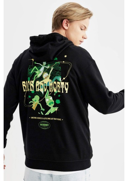 Rick and Morty Boxy Fit Kapüşonlu Sırt Baskılı Sweatshirt B5368AX24SP