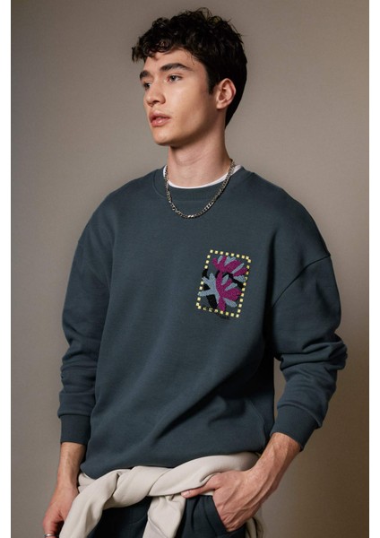 Comfort Regular Fit Rahat Kalıp Bisiklet Yaka Baskılı Sweatshirt B4754AX24SP