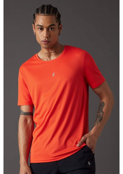 Fit Slim Fit Dar Kesim Bisiklet Yaka Baskılı Kısa Kollu Sporcu Tişört X6142AZ24SP