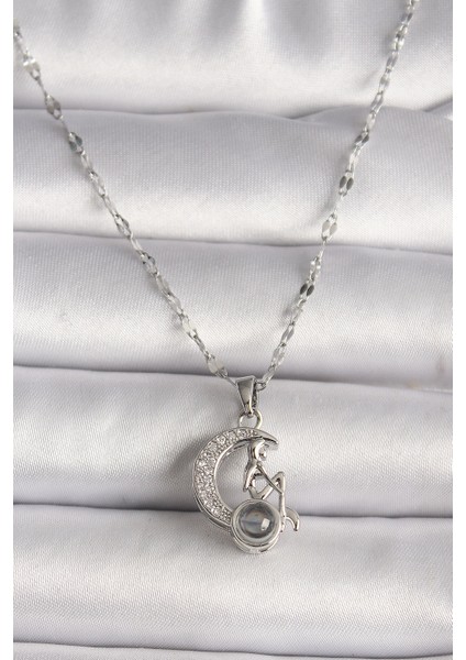 316L Çelik Gold Renk Zirkon Taşlı Hilal Oturan Kadın Figür Projeksiyon Model Kadın Kolye