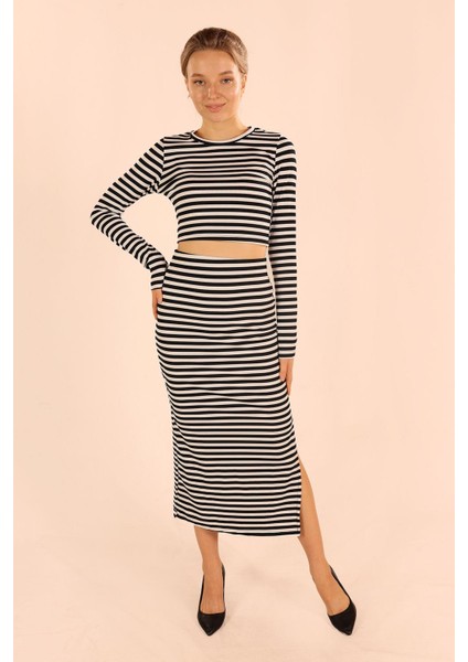 8153 Çizgili Etek Bluz Takım Beyaz-Siyah