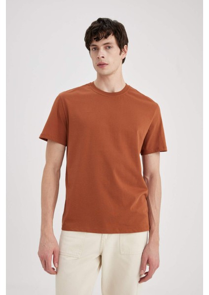 %100 Pamuk New Regular Fit Bisiklet Yaka Basic Düz Kısa Kollu Tişört V7699AZ24SP fırsatları