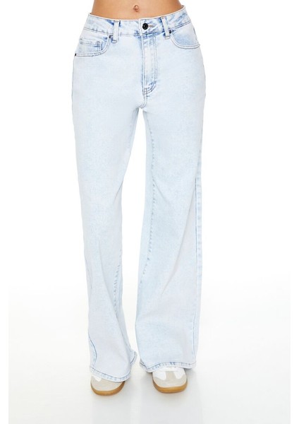 High-Rise Wide-Leg Jean Pantolon