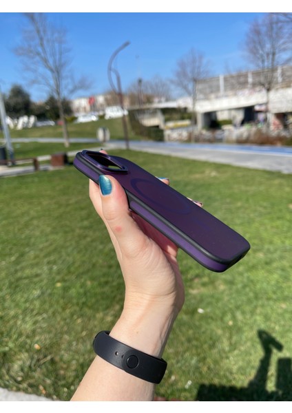 Apple iPhone 15 Uyumlu Wireless Şarj Özellikli Magsafe Ice Kılıf