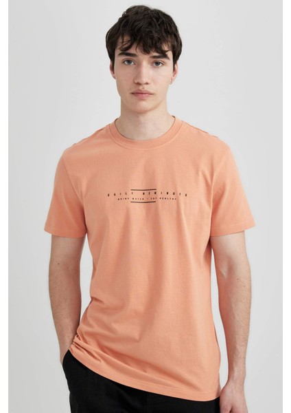 Slim Fit Dar Kesim Bisiklet Yaka Baskılı Kısa Kollu Tişört C2076AX24SM