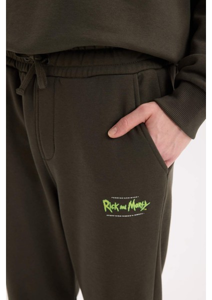 Rick and Morty Jogger Eşofman Altı Regular Fit Beli Paçası Lastikli Bağcıklı Cepli C6509AX24AU