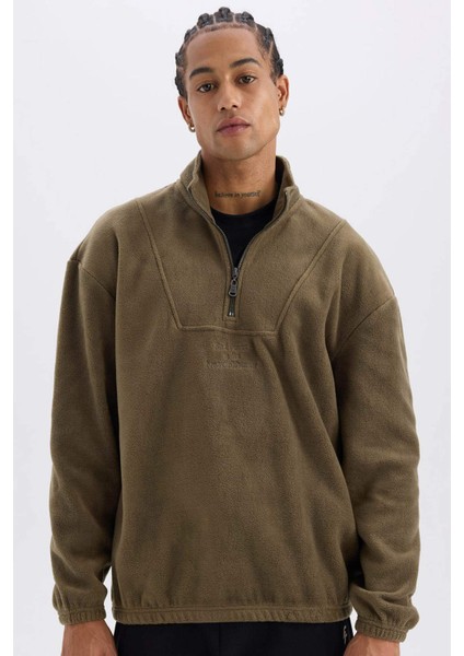 Comfort Regular Fit Rahat Kalıp Dik Yaka Baskılı Polar Sweatshirt C7795AX24AU