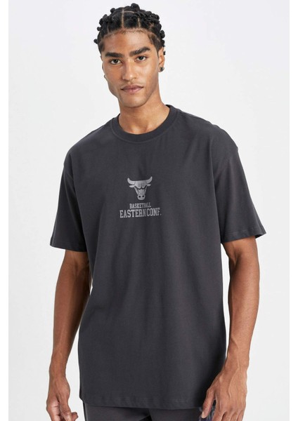 Fit NBA Chicago Bulls Standart Fit Bisiklet Yaka Baskılı Pamuklu Kısa Kollu Tişört C9264AX24AU