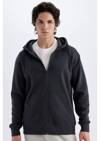 Regular Fit Kapüşonlu İçi Yumuşak Tüylü Cepli Basic Düz Fermuarlı Sweatshirt X8331AZ24AU