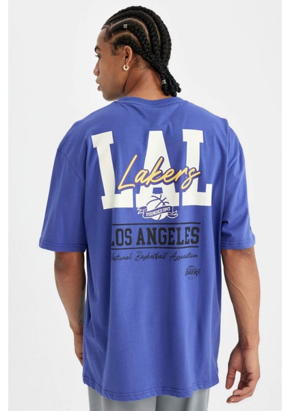 Fit NBA Los Angeles Lakers Oversize Geniş Kalıp Bisiklet Yaka Sırt Baskılı Pamuklu Kısa Kollu Tişört C9256AX24AU