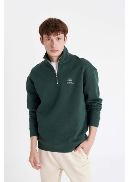 Comfort Regular Fit Rahat Kalıp Fermuarlı Dik Yaka Baskılı Sweatshirt C6132AX24AU