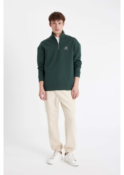 Comfort Regular Fit Rahat Kalıp Fermuarlı Dik Yaka Baskılı Sweatshirt C6132AX24AU