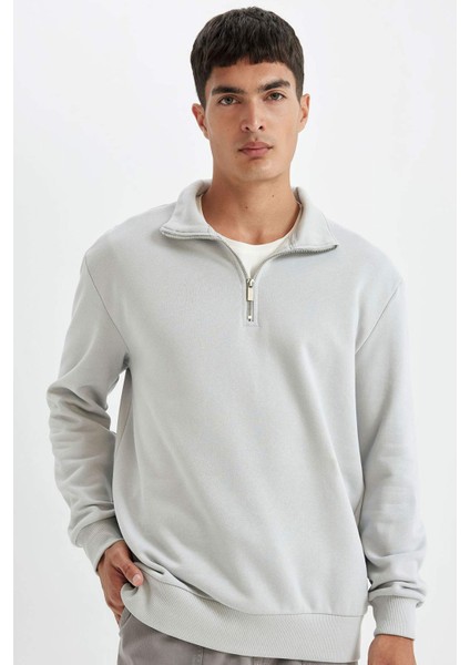 Comfort Regular Fit Rahat Kalıp Dik Yaka Fermuarlı Kalın Basic Düz Sweatshirt X7405AZ24AU