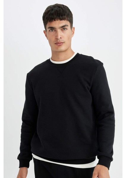 Regular Fit Bisiklet Yaka Kalın Basic Düz Sweatshirt T3777AZ24AU