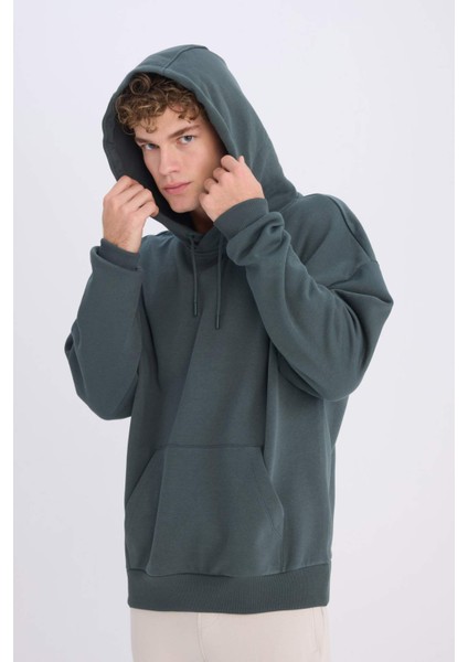 Oversize Geniş Kalıp Kapüşonlu Kanguru Cepli Basic Düz Sweatshirt X8287AZ24AU