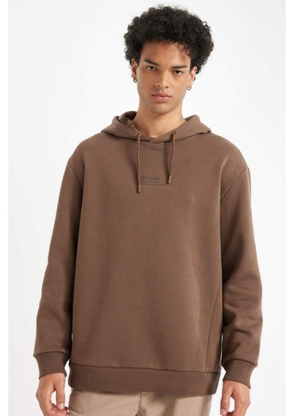 Kahverengi Relax Fit Kapüşonlu Baskılı Sweatshirt Y9652AZ24AU
