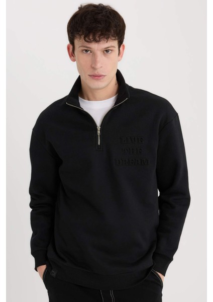 Comfort Regular Fit Rahat Kalıp Dik Yaka Fermuarlı Baskılı Sweatshirt B0254AX24AU