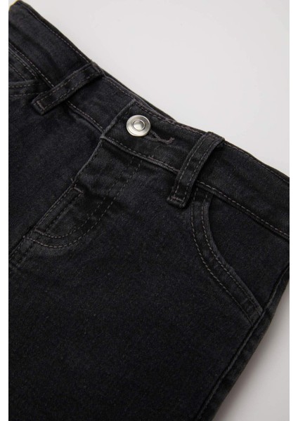 Erkek Bebek Düz Paça Cepli Jean Pantolon D2518A524AU modelleri