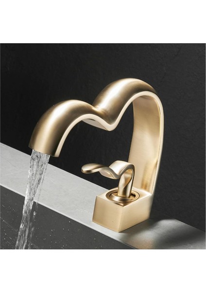 Banyo Lavabo Bataryası Mat Gold Renk Şelale Kalp Yeni Tasarım 7 Yıl Güvenceli İthal modelleri