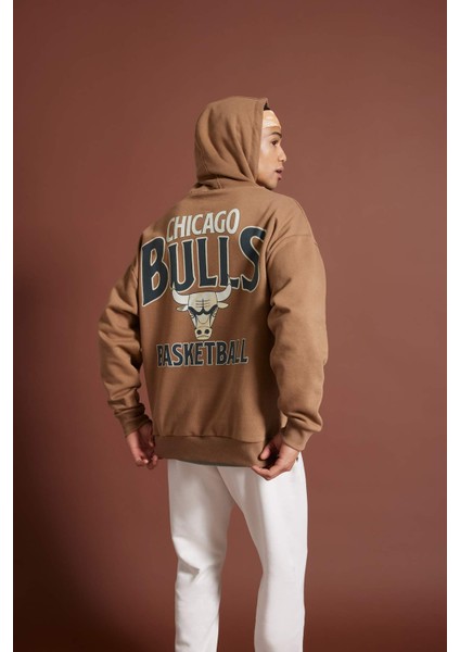 DeFactoFit NBA Chicago Bulls Oversize Geniş Kalıp Kapüşonlu Kalın Sweatshirt D3243AX24WN