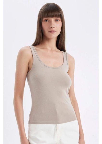 Slim Fit Dar Kesim U Yaka Ribana Basic Düz Atlet C0095AX24AU
