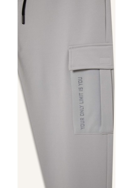 Fit Sporcu Jogger Eşofman Altı Standart Fit Üç Cepli Beli Bağcıklı Lastikli Paça D3741AX24WN
