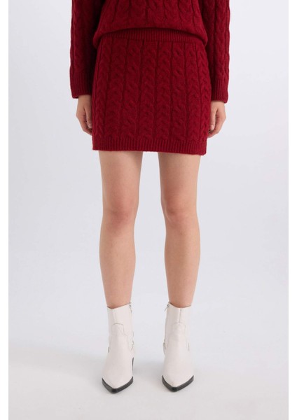 Slim Fit Dar Kesim Mini Triko Etek D3702AX24CW indirimleri