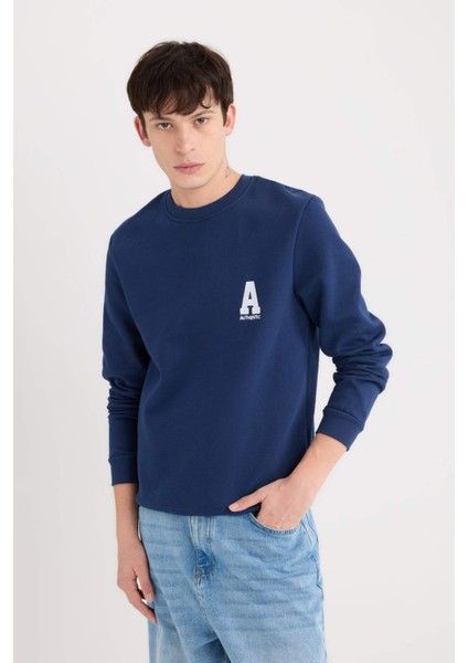 New Regular Fit Bisiklet Yaka Baskılı Kalın Sweatshirt D3670AX24AU modelleri