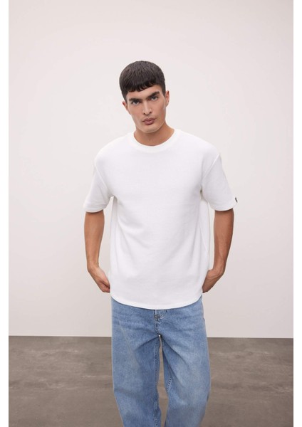 Boxy Fit Bisiklet Yaka Kısa Kollu Basic Düz Waffle Tişört B4443AX24AU