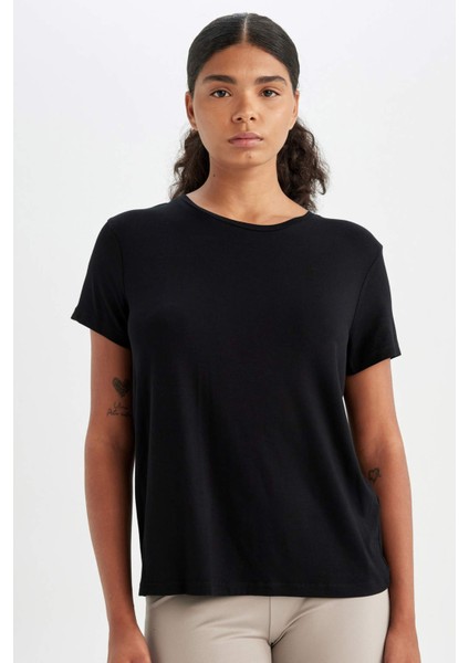 Fit Standart Fit Bisiklet Yaka Sporcu Basic Düz Kısa Kollu Tişört D1904AX24AU