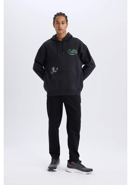 DeFacto Fit NBA Boston Celtics Oversize Geniş Kalıp Kapüşonlu Kalın Sporcu Sweatshirt D6690AX25SP
