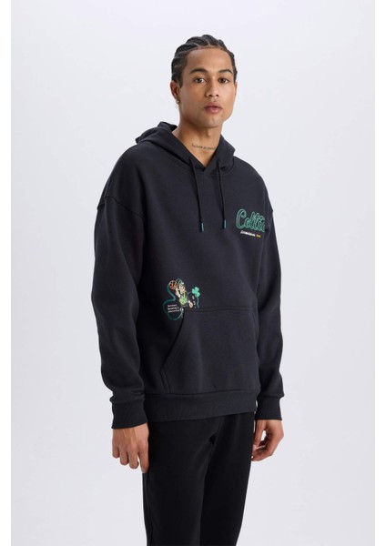 DeFacto Fit NBA Boston Celtics Oversize Geniş Kalıp Kapüşonlu Kalın Sporcu Sweatshirt D6690AX25SP