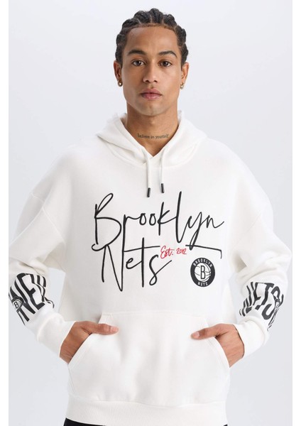 DeFacto Fit NBA Brooklyn Nets Oversize Geniş Kalıp Kapüşonlu Kalın Sporcu Sweatshirt D8513AX25SP