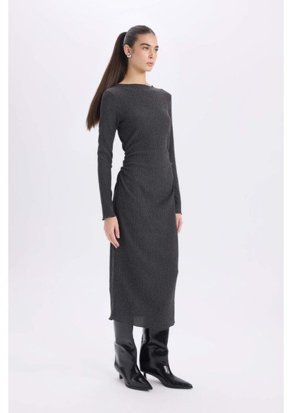 Bodycon Vücudu Saran Yarım Balıkçı Yaka Basic Düz Bürümcük Uzun Kollu Midi Elbise D8643AX24AU
