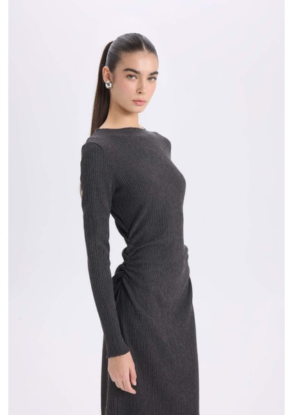 Bodycon Vücudu Saran Yarım Balıkçı Yaka Basic Düz Bürümcük Uzun Kollu Midi Elbise D8643AX24AU