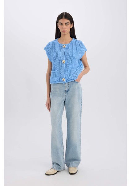 Relax Fit Düğmeli Cepli Triko Yelek E1960AX24WN fiyatları